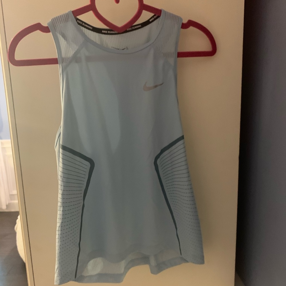 nike athletic tank top